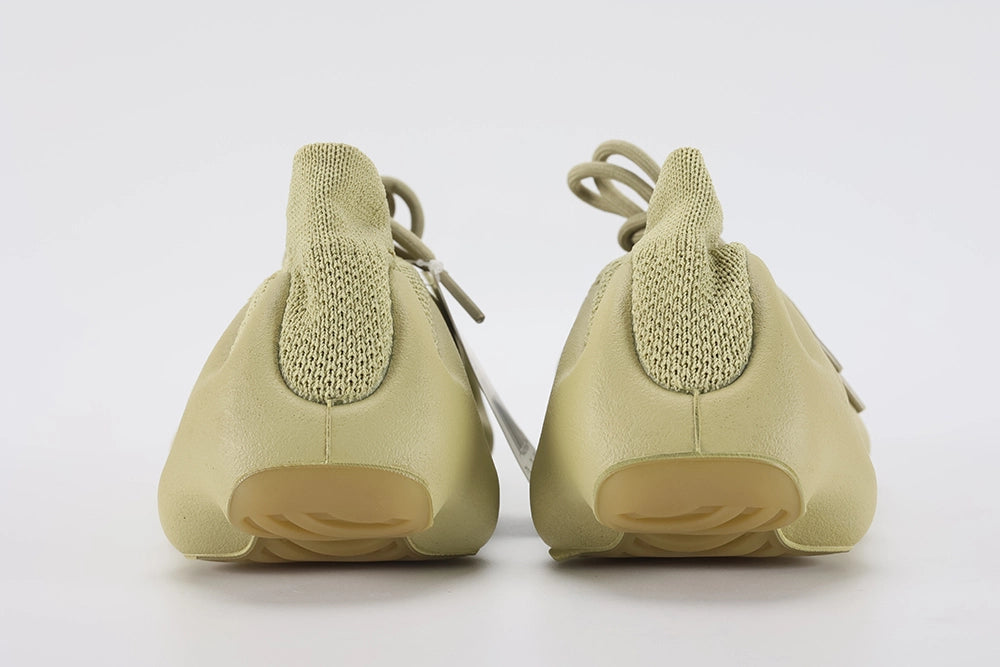 Yeezy 450 ‘Resin’ - image 7