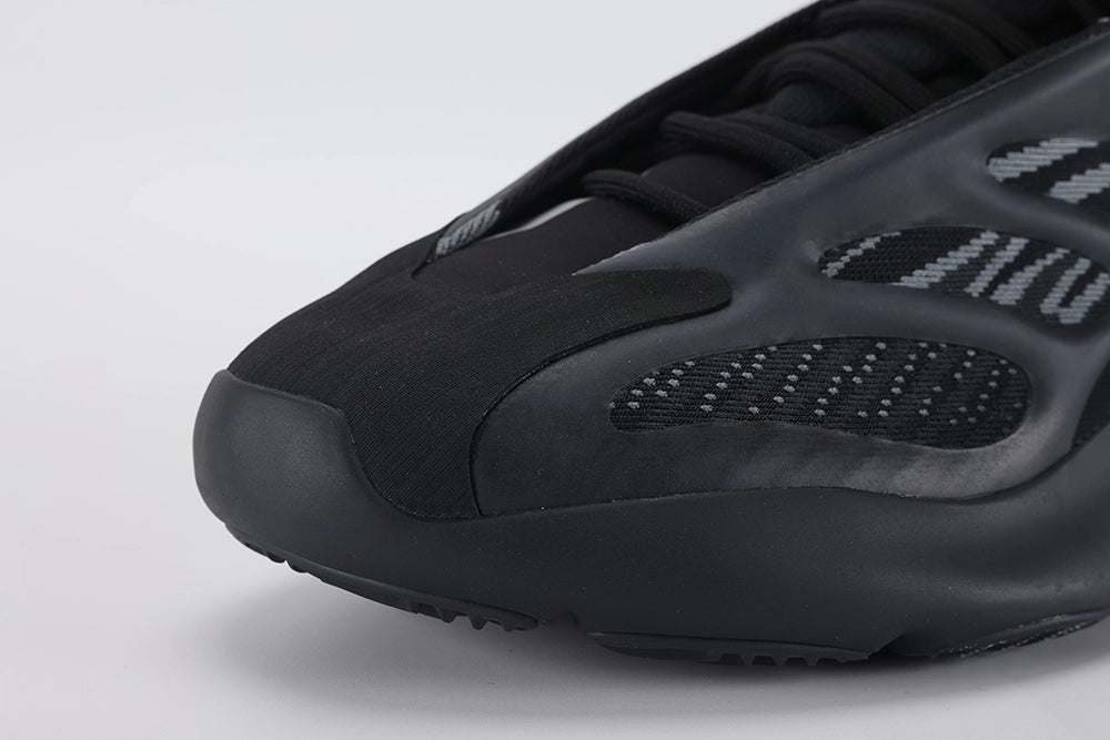 Yeezy 700 V3 Alvah - image 3