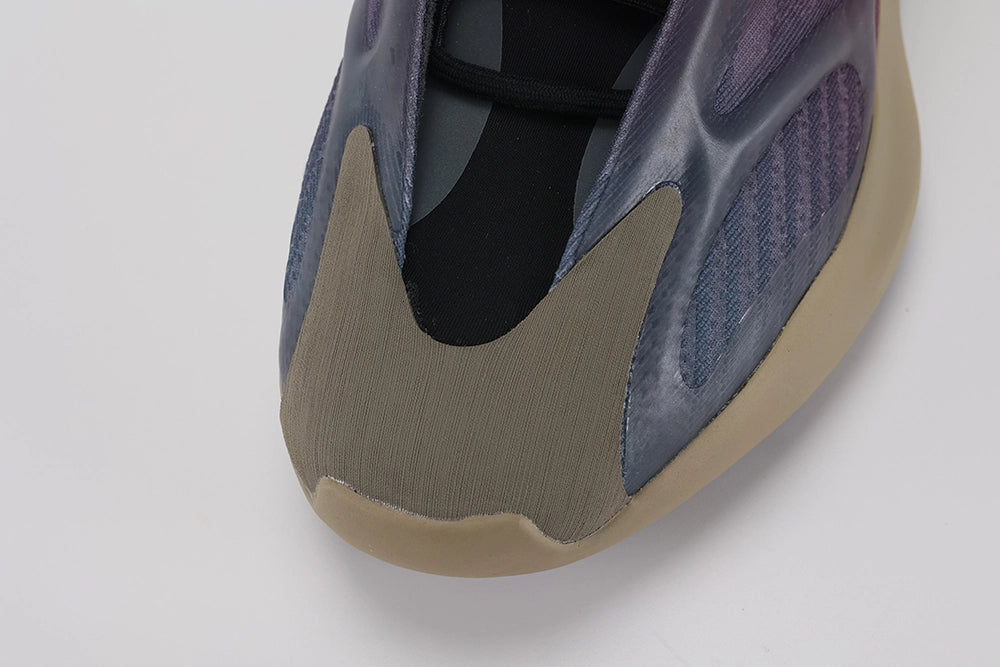 Yeezy 700 V3 ‘Fade Carbon’ - image 4
