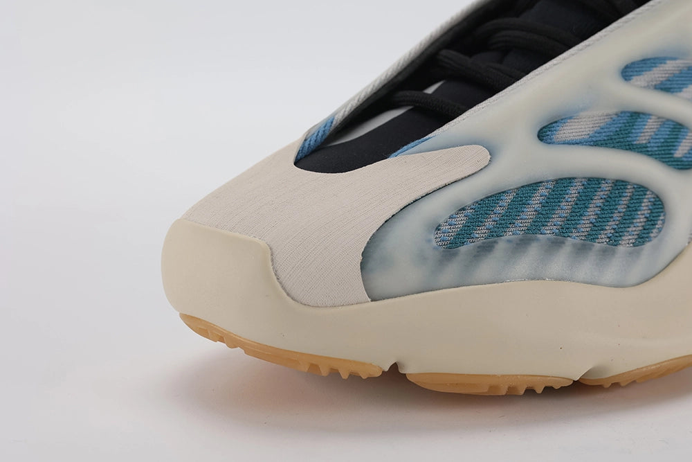 Yeezy 700 V3 Kyanite - image 3