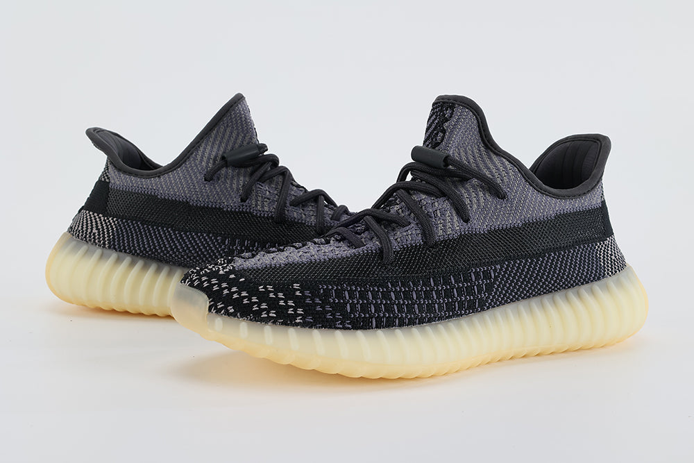 Yeezy Boost 350 V2 ‘Carbon’ - image 9