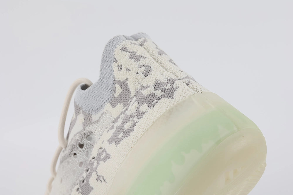 Yeezy Boost 380 ‘Alien’ - image 4