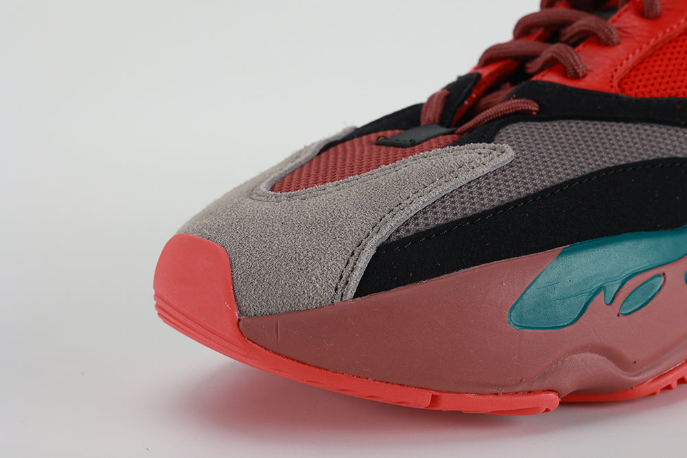 Yeezy Boost 700 Hi-Res Red - image 3