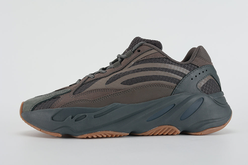 Yeezy Boost 700 V2 Geode - image 1