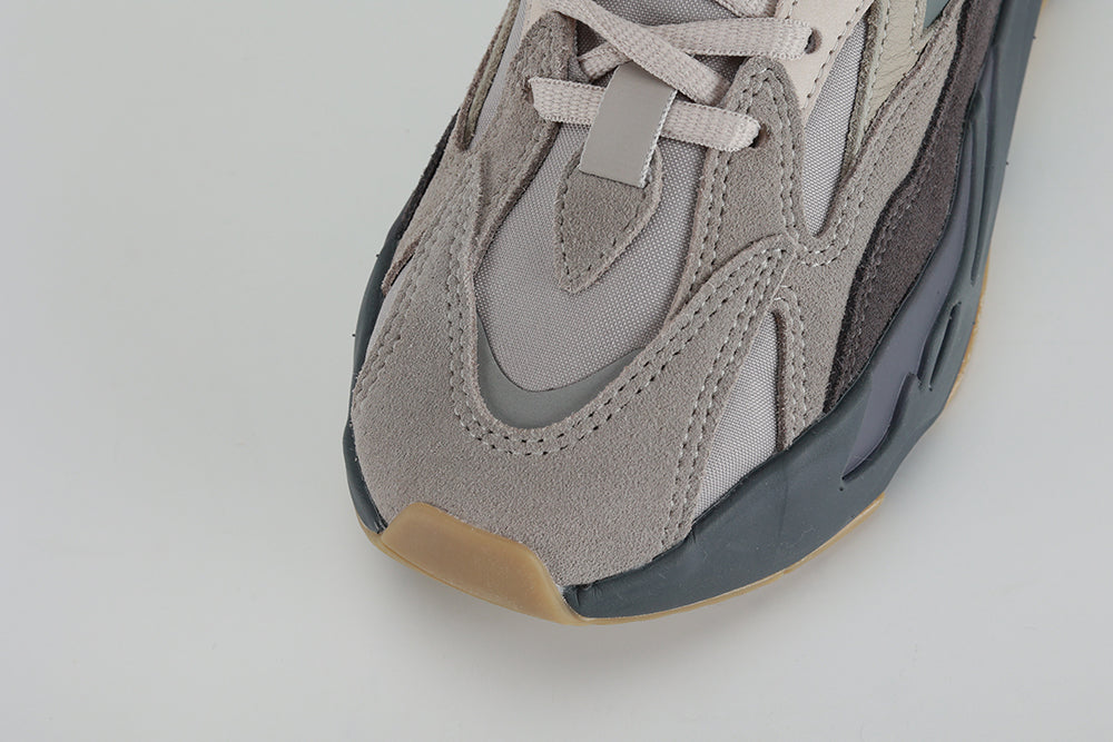 Yeezy Boost 700 V2 Tephra - image 4