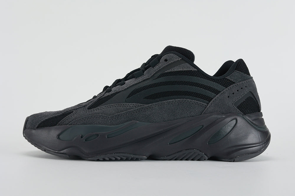 Yeezy Boost 700 V2 Vanta - image 1