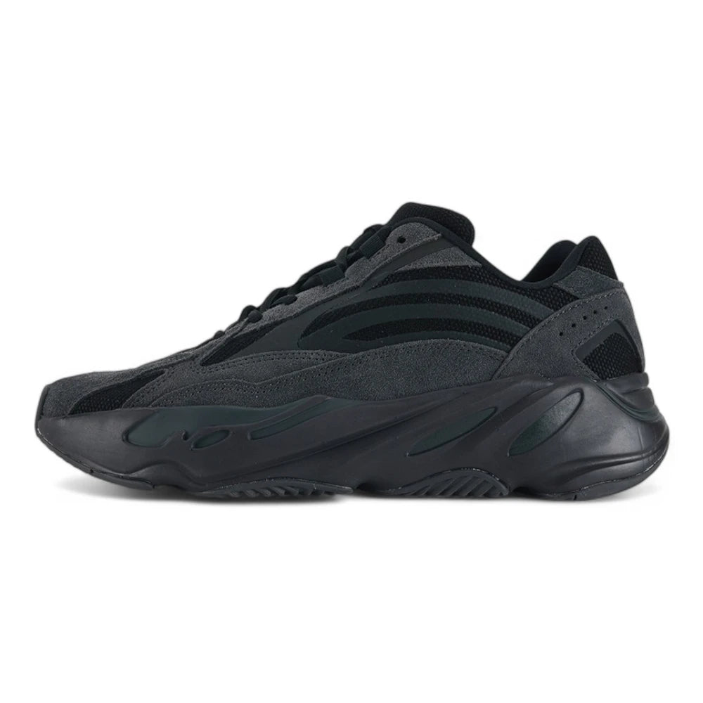 Yeezy Boost 700 V2 Vanta - image 9