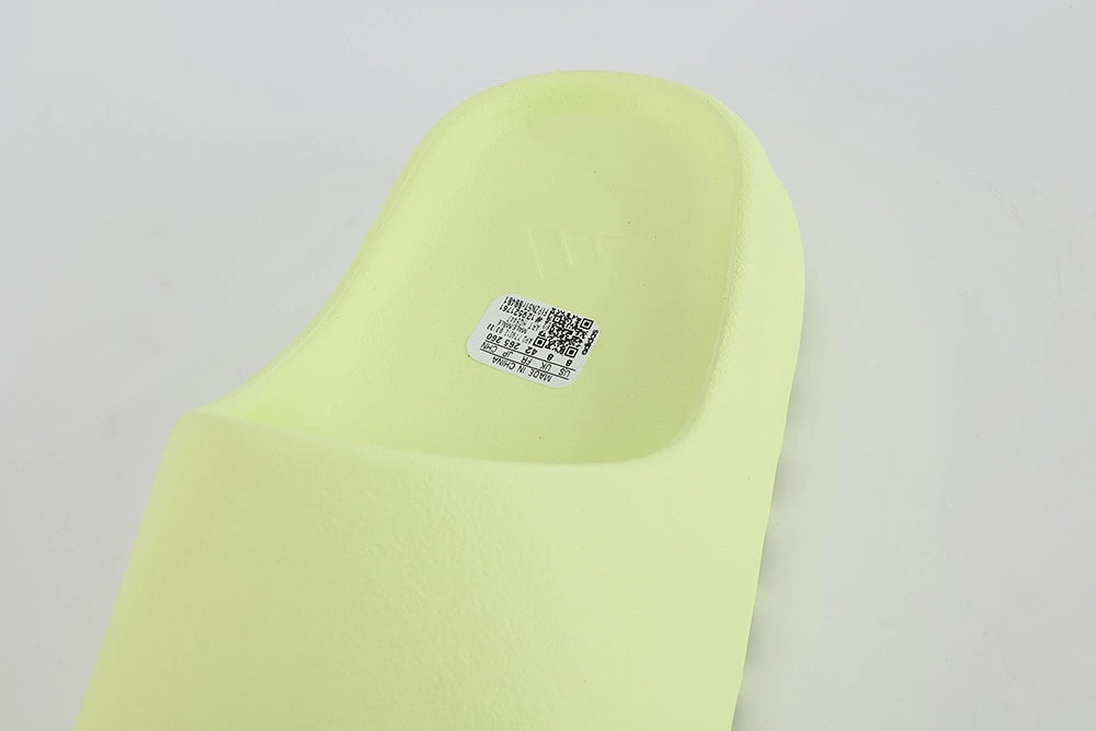 Yeezy Slide ‘Glow Green’ - image 3