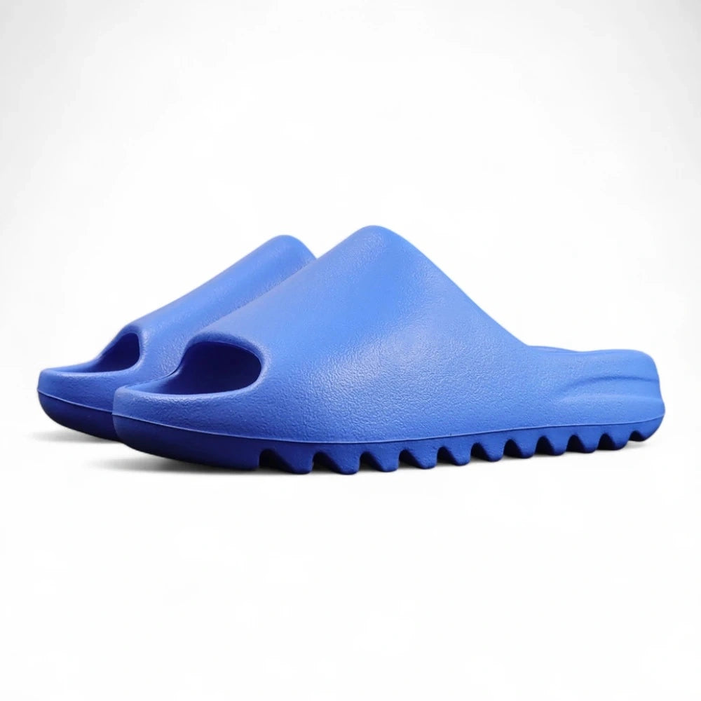 Yeezy Slides ‘Azure’ - image 1