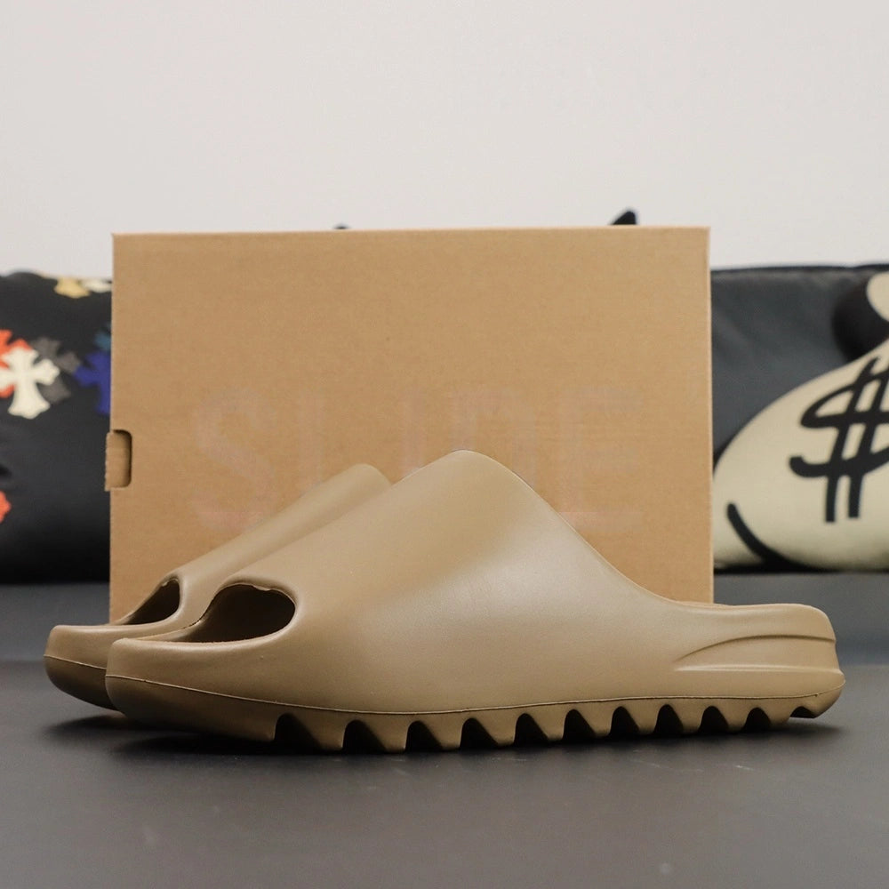 Yeezy Slides ‘Core’ 2020 - image 7