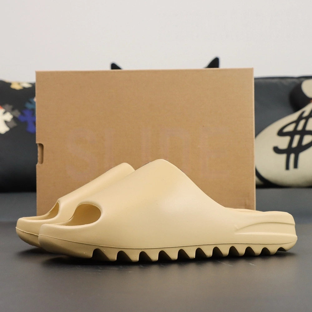 Yeezy Slides ‘Desert Sand’ - image 8