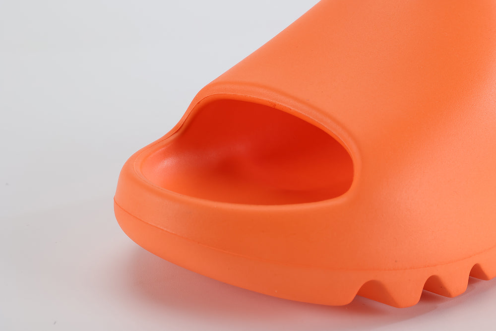 Yeezy Slides ‘Enflame Orange’ - image 8