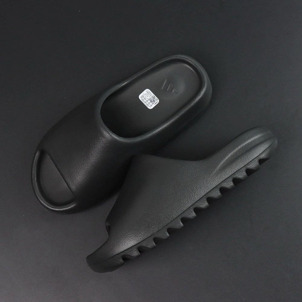 Yeezy Slides ‘Onyx’ - image 2