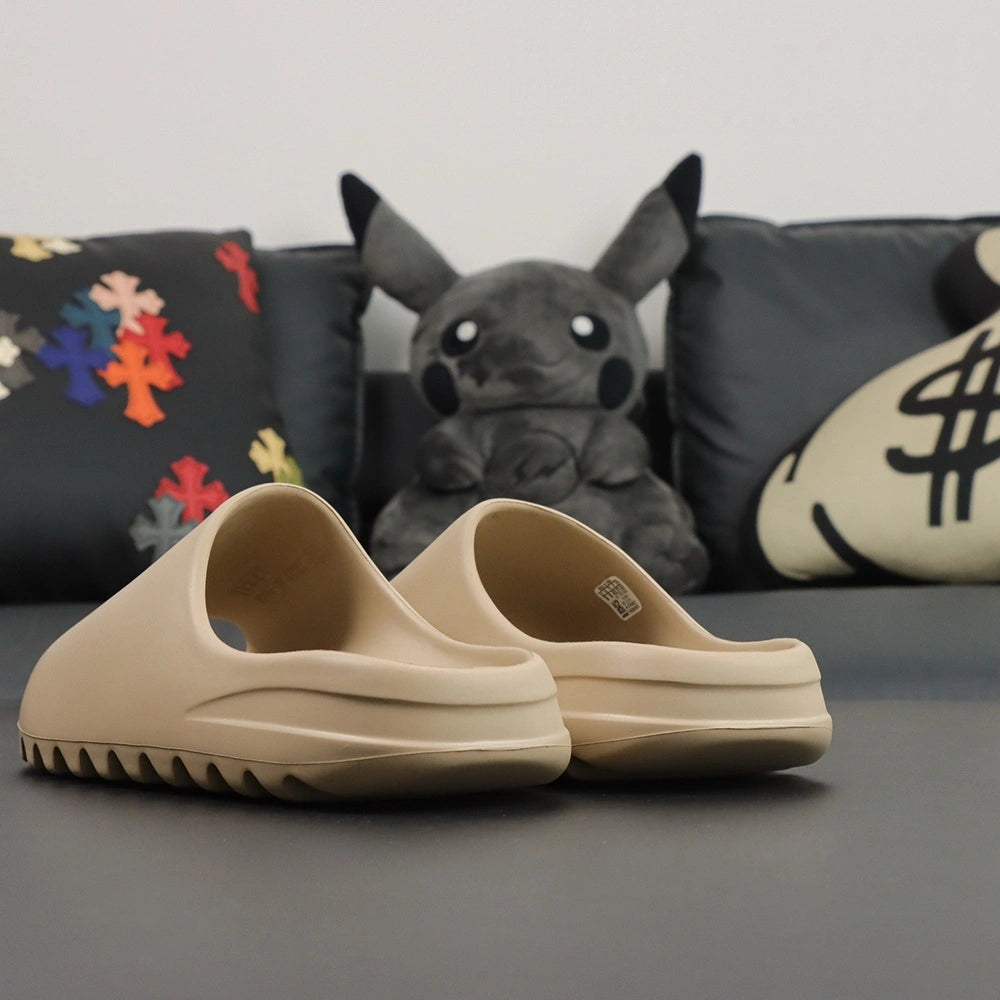 Yeezy Slides ‘Pure’ - image 3