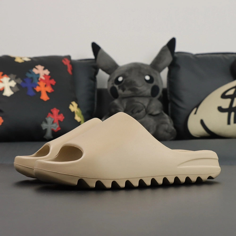 Yeezy Slides ‘Pure’ - image 4