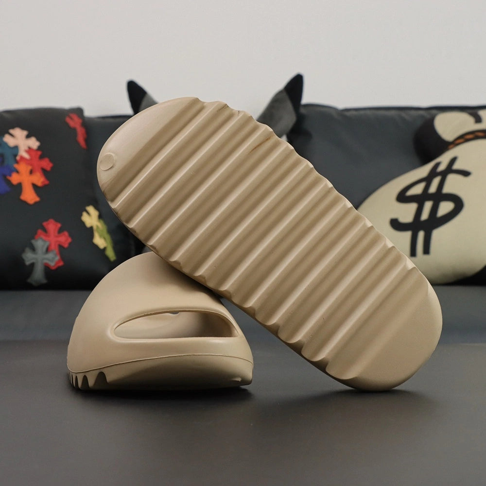 Yeezy Slides ‘Pure’ - image 10