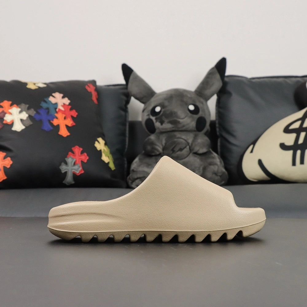 Yeezy Slides ‘Pure’ 2021 Re-Release - image 7