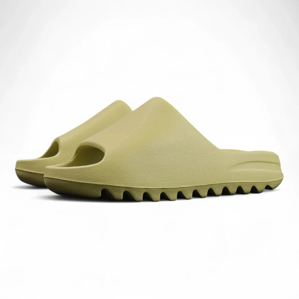 Yeezy Slides ‘Resin’ 2022 - image 1