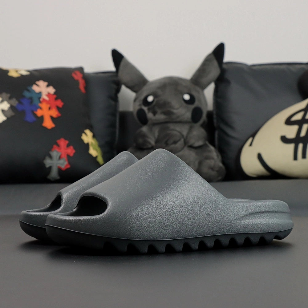Yeezy Slides ‘Slate Grey’ - image 4