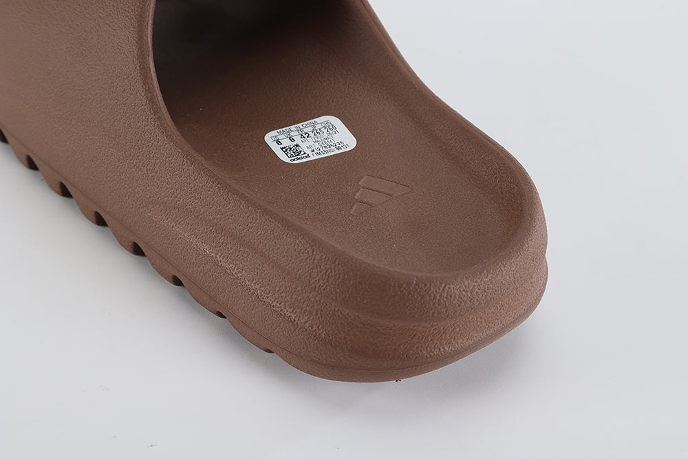 Yeezy Slides ‘Soot’ 2021 - image 9